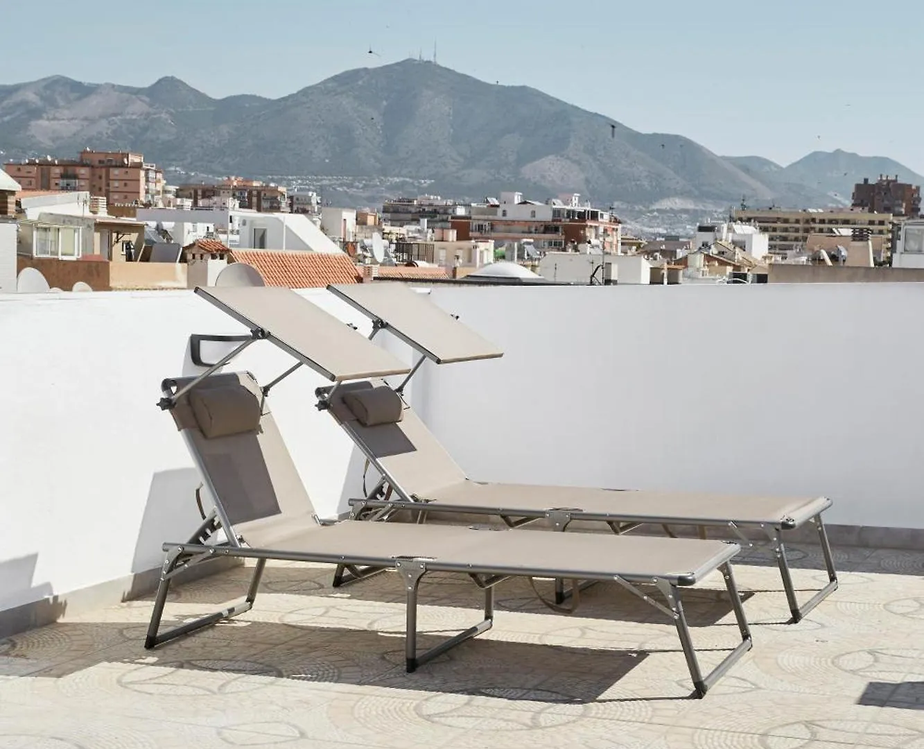 City Center Penthouse With Solarium 2 Minutes From The Beach Fuengirola Apartamento